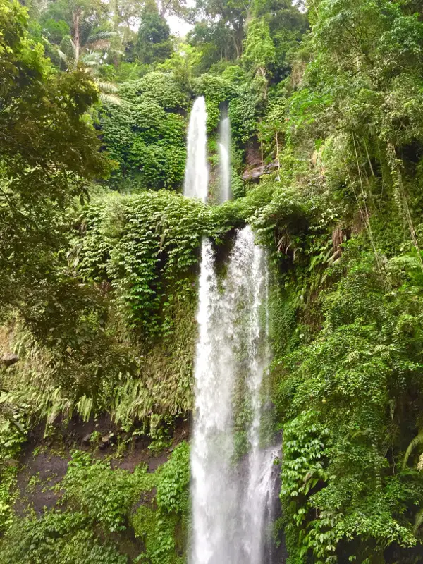 waterfalls lombok