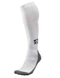 Best Travel Compression Socks For Long Flights In 2018 (+ FAQ)