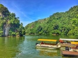 gunung lang lake boat in ipoh