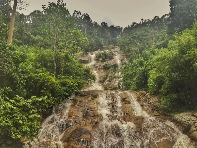 latu kinjang waterfall from the swingbridge