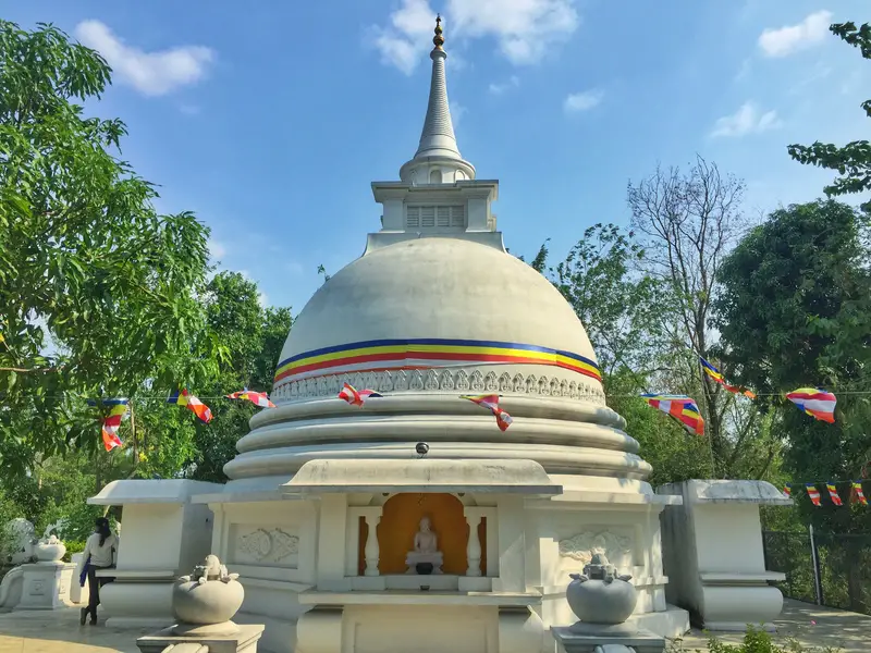 sri lankan monastery lumbini