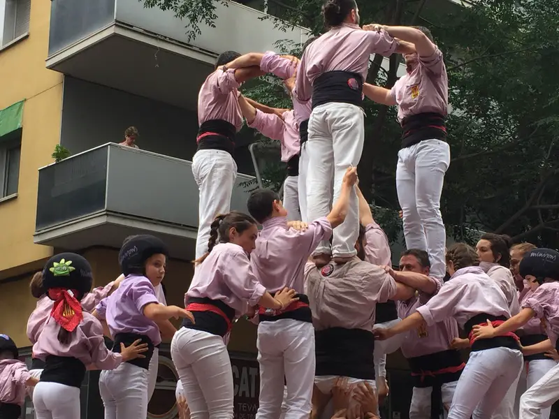 first level complete of the human tower