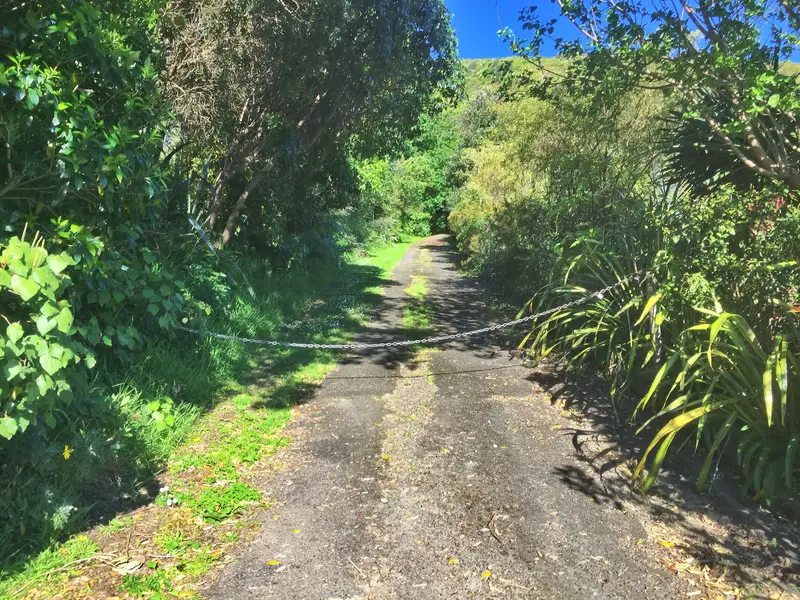 entrance to hemi matenga from tui crescent