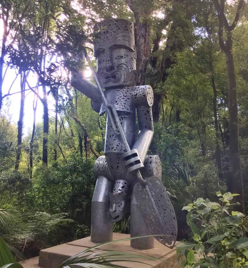 te apiti statue